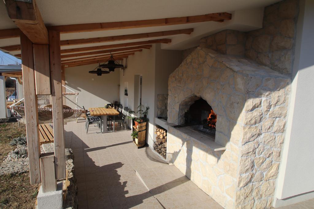 Oak House Villa Zadvarje Exterior foto